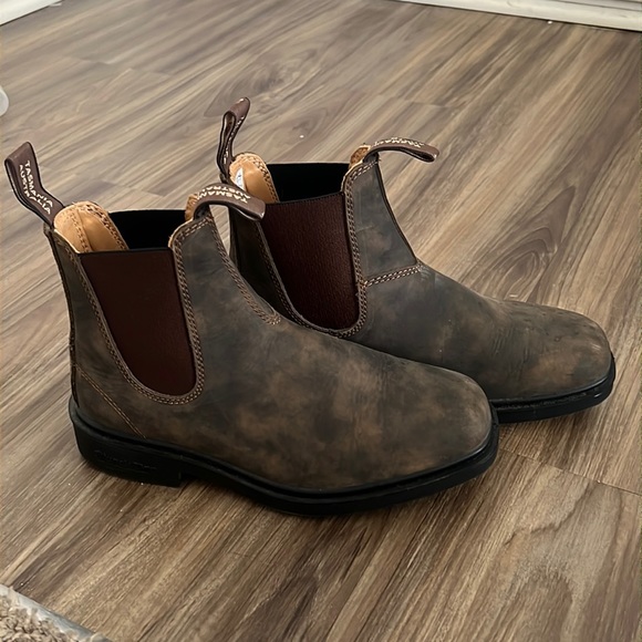 Blundstone Shoes - Blundstone Dress Chelsea Boots